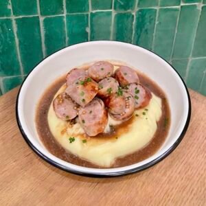 Aligot sauce au thym et saucisse de Toulouse