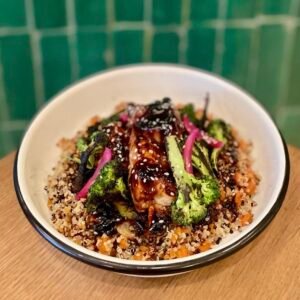 Poulet teriyaki, quinoa et petits légumes
